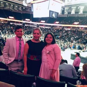 Meet your Posher, Ely